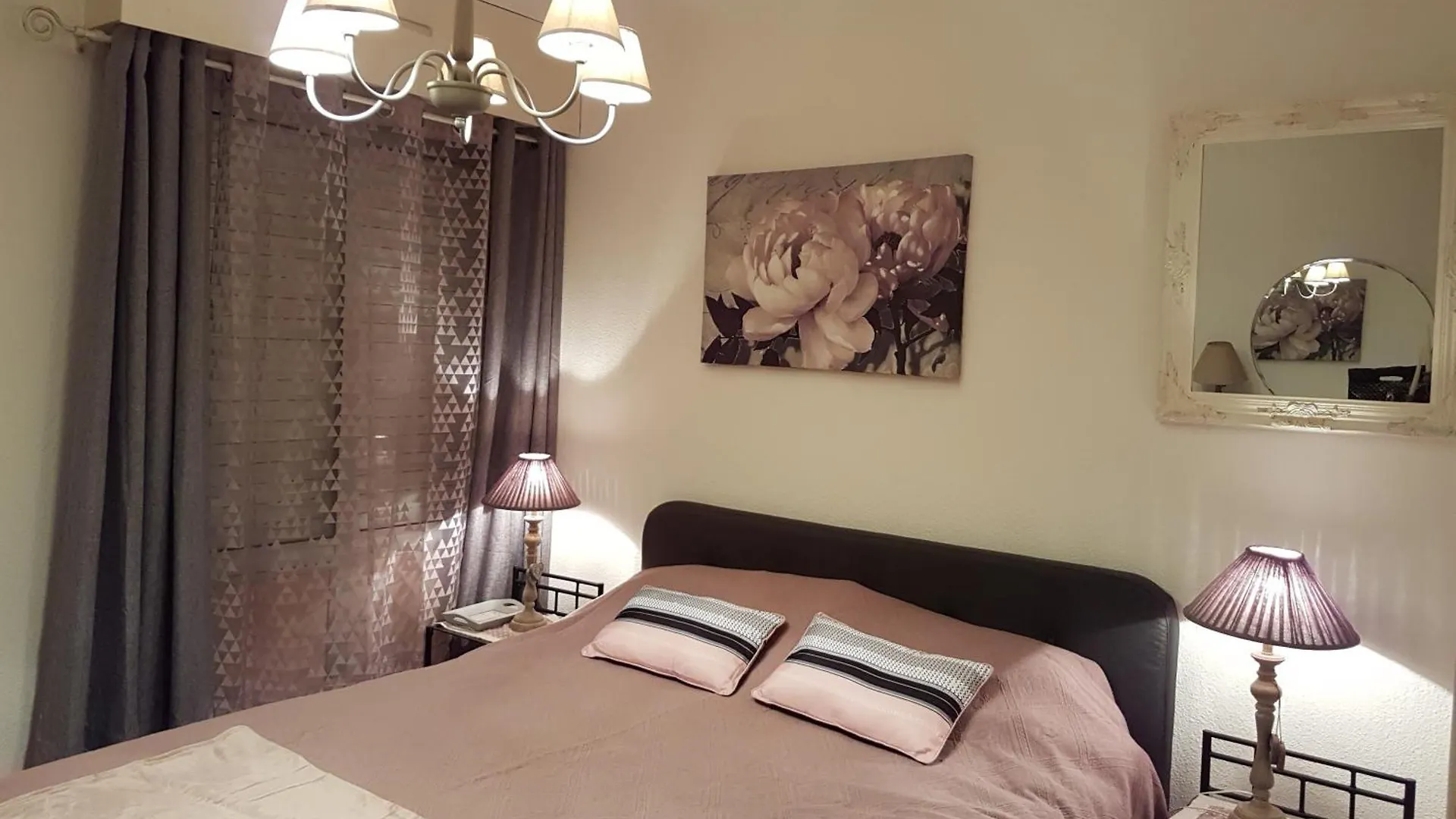 דירה קבלייר-סור-מר Bel Appartement 2 Chambres Mer 400M Clim צרפת